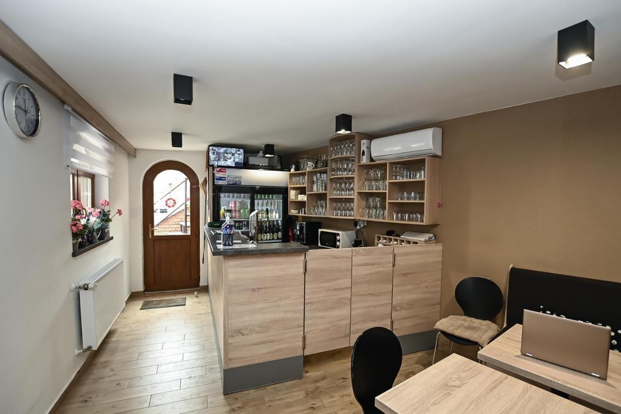 Vasko Panzio Borpince Bed & Breakfast Tokaj Ngoại thất bức ảnh