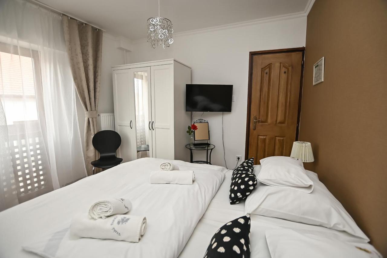 Vasko Panzio Borpince Bed & Breakfast Tokaj Ngoại thất bức ảnh